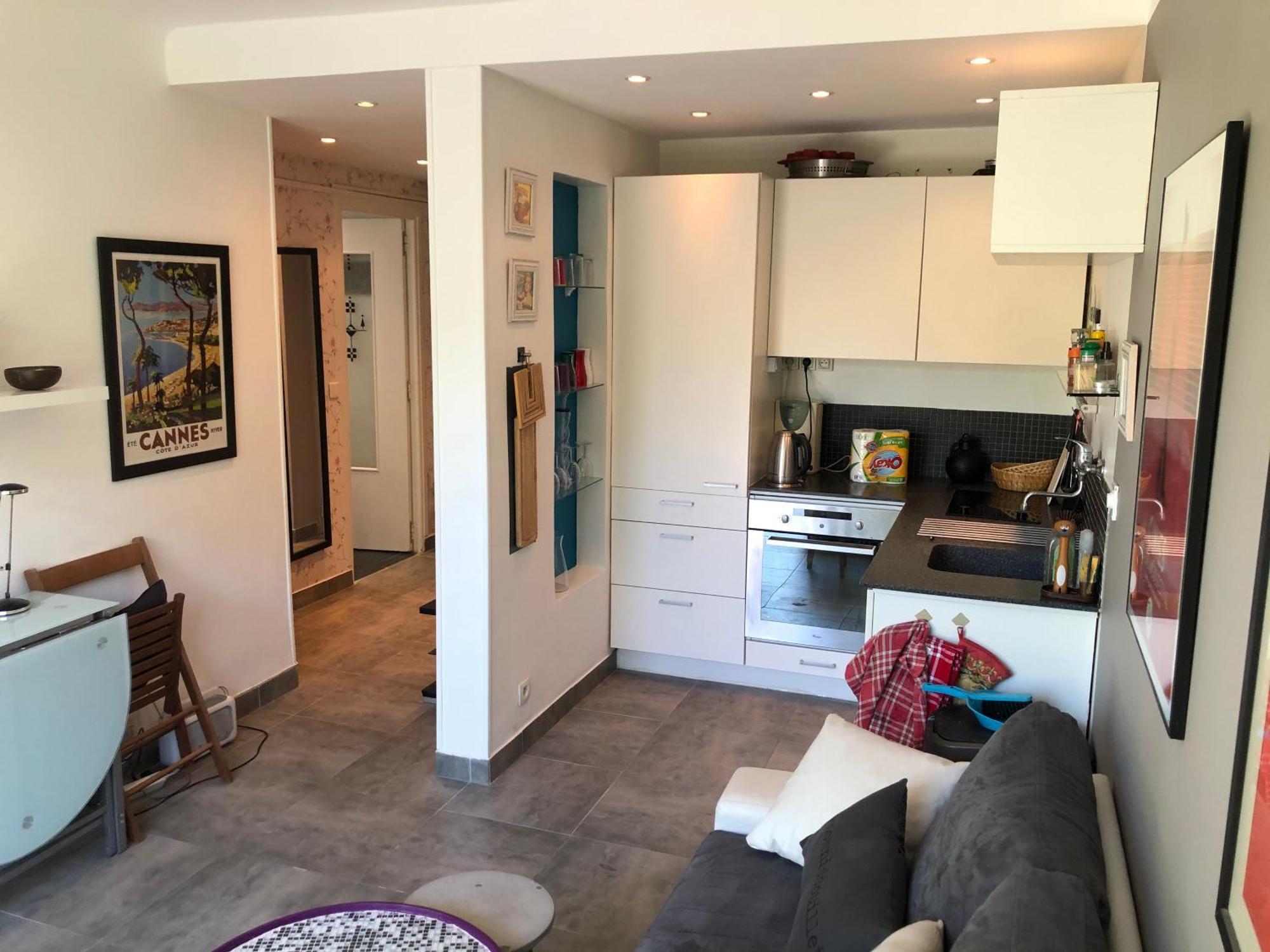 Only 60M To The Beach, 2 Bedroom Cozy Apartment, 80M2 Big Garden, Very Central Канны Экстерьер фото